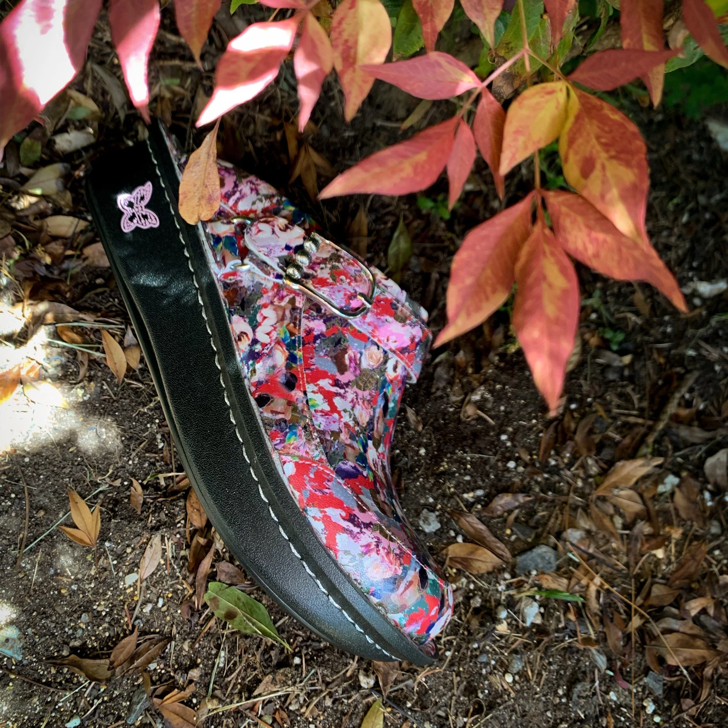 Seville Pretty Vague Clog 2 Seville Pretty Vague Clog - Image 2