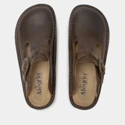 Classic Oiled Brown Shoe 11 Classic Oiled Brown Shoe -Alegria Shoes Shop ALG 7412 S4 3e661747 058a 4bec 942c 6c2fa4750f4a