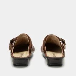 Shoes Bryn Bourbon Clog -Alegria Shoes Shop BRN 8143 S3 3d64a602 d05f 497f a090 f8606f47044b