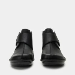 Caiti Upgrade Black Boot 12 Caiti Upgrade Black Boot -Alegria Shoes Shop CAT 161 S5 273fc556 5327 4494 94e2 50aae98e39e3