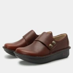 Shoes Deliah Chestnut Shoe