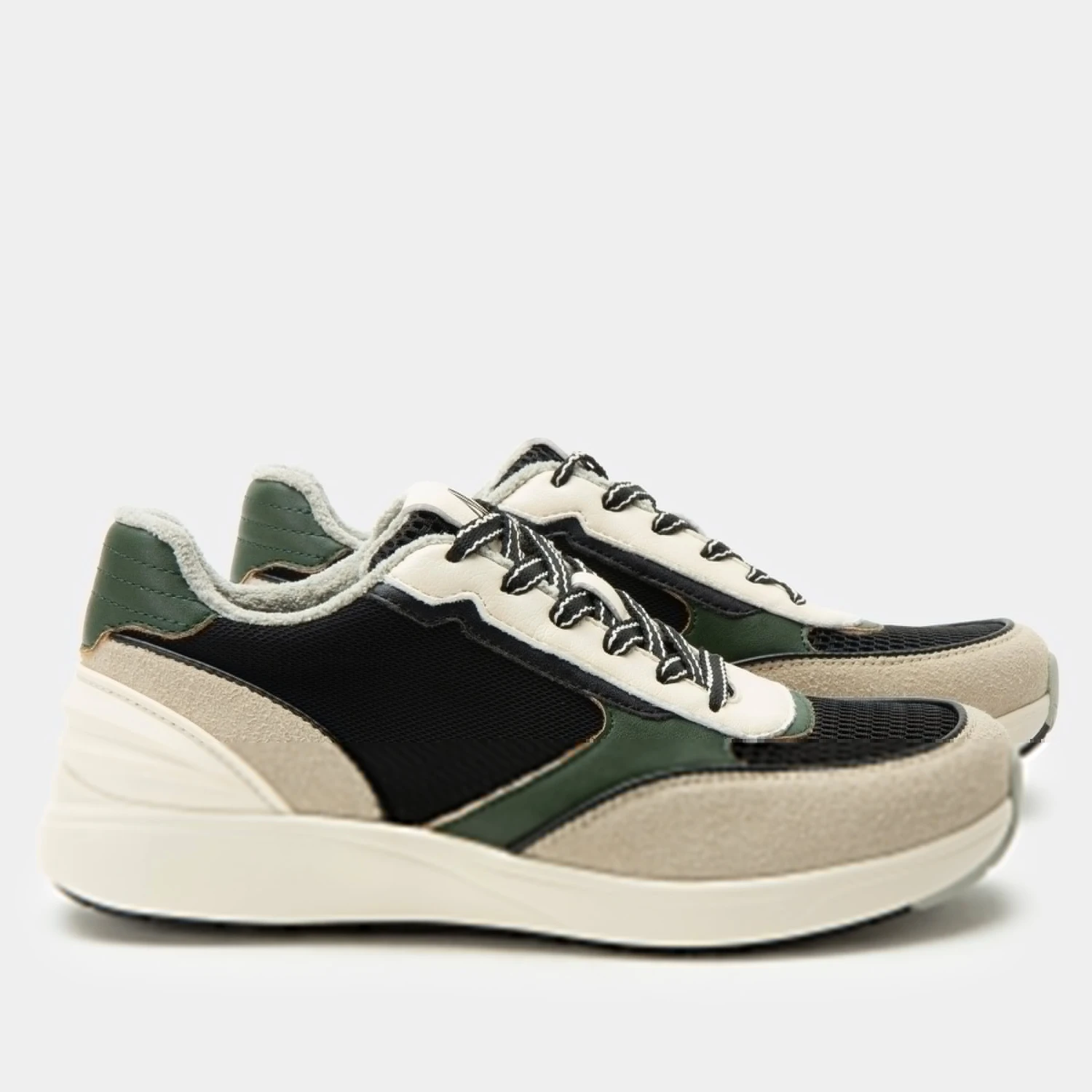 Embyr Emerald Shoe 2 Embyr Emerald Shoe - Image 2