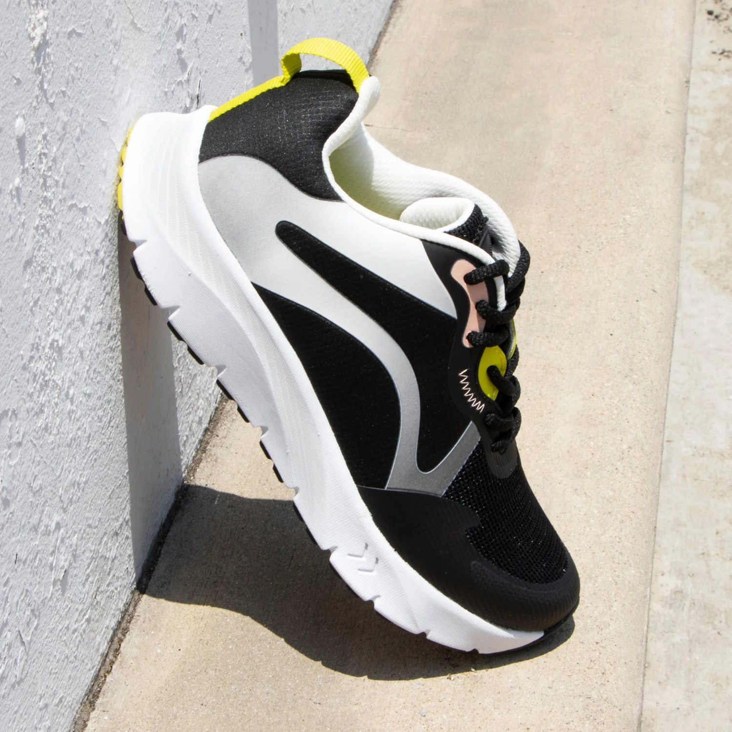 Exhault Cyber Carbon Shoe 2 Exhault Cyber Carbon Shoe - Image 2