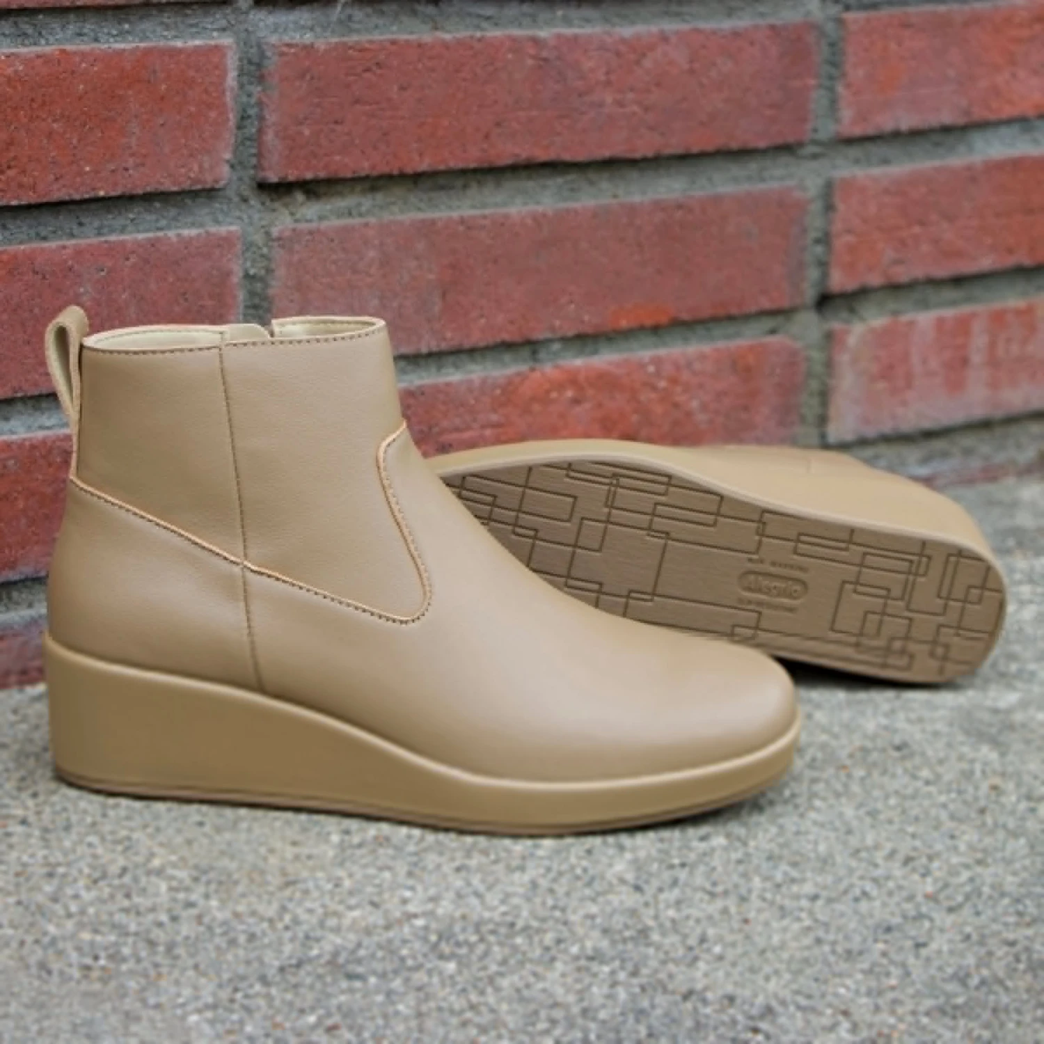 Hadi Beige Boot 2 Hadi Beige Boot - Image 2