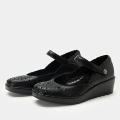 Shoes Hayes Black Breeze Shoe