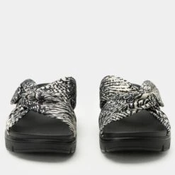 Rylie Birds Of A Feather Sandal 12 Rylie Birds Of A Feather Sandal -Alegria Shoes Shop RYE 6440 S5 8bcedd2a 3bdf 48cf 8cee 4e6aaf1dea26